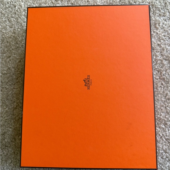 Hermes Oran White Leather Sandals - Picture 5 of 7